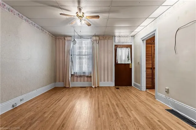 Additional image 4 of 224 East Ave