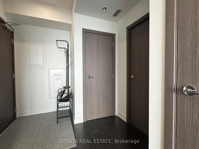 Additional image 26 of 19 Bathurst St Unit 3915
