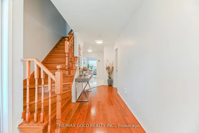 Additional image 23 of 28 Plum Hollow Crt