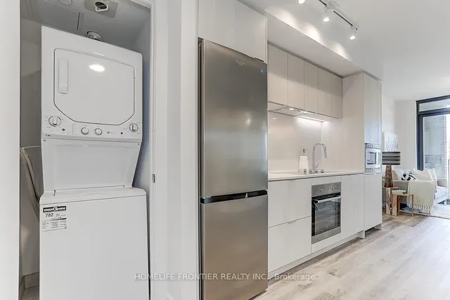 Additional image 32 of 1 Jarvis St Unit 532