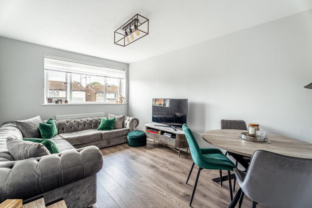 Additional image 2 of Sycamore Drive, Park Street, St. Albans, Hertfordshire, AL2