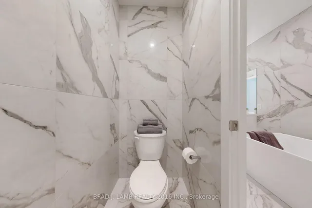 Additional image 35 of 55 Ontario St Unit 101