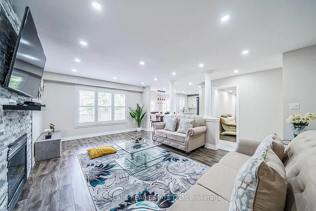 Additional image 10 of 19 Staples Lane