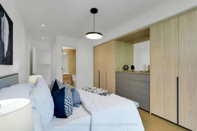 Additional image 32 of 52 Elmsthorpe Ave