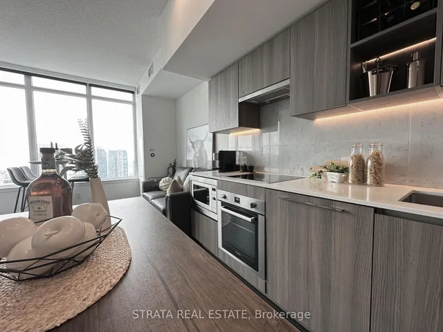 Additional image 18 of 19 Bathurst St Unit 3915