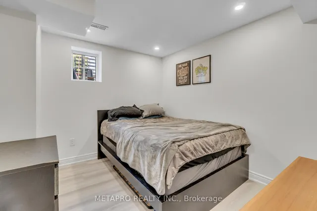 Additional image 39 of 20 Templeton Crt