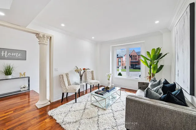 Additional image 8 of 18 Regis Circ