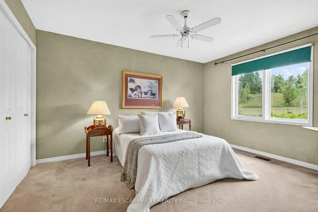 Additional image 42 of 22 Weneil Dr