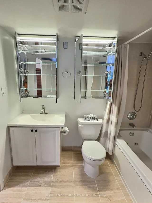 Additional image 13 of 228 Queens Quay Unit 1112