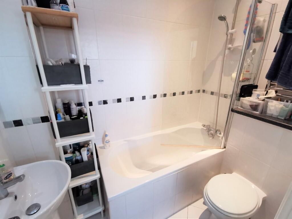 Additional image 8 of St. Peters Street, St. Albans, Hertfordshire, AL1