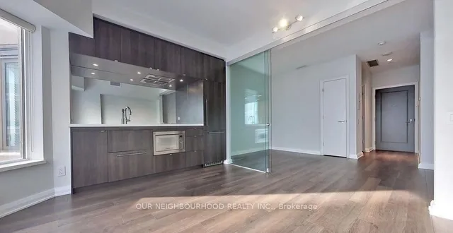 Additional image 10 of 155 Yorkville Ave Unit 1210