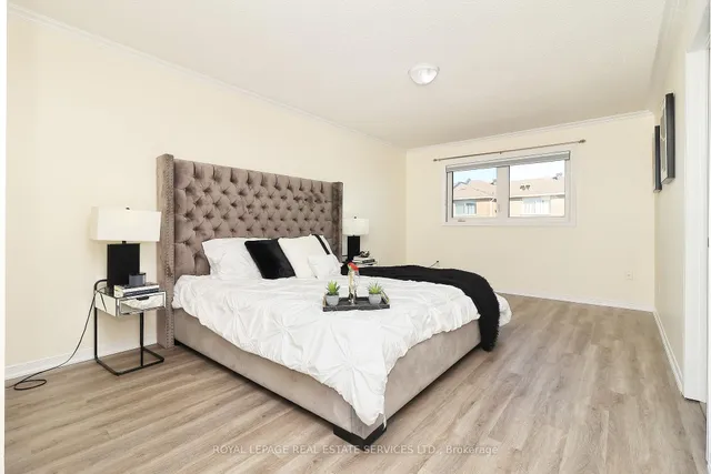 Additional image 16 of 1747 Cobra Cres