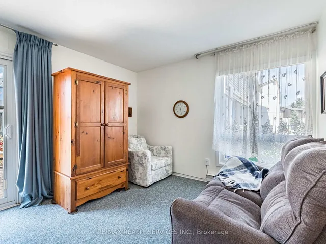 Additional image 12 of 20 Jasmine Sq