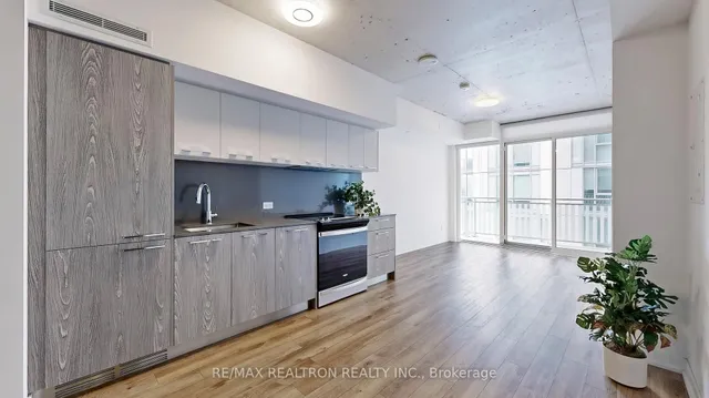 Additional image 17 of 45 Baseball Pl Unit 611