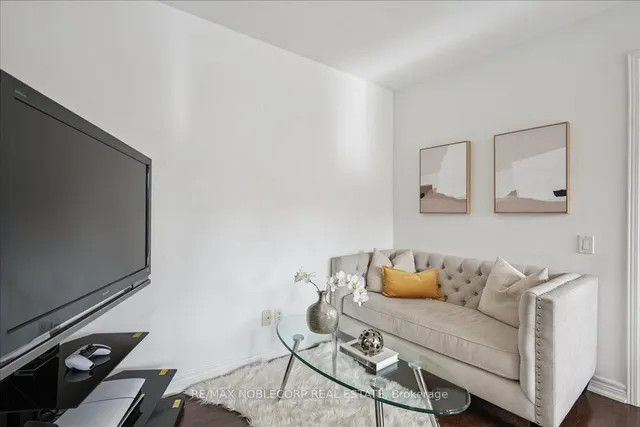 Additional image 22 of 60 St.Clair Ave Unit 1001