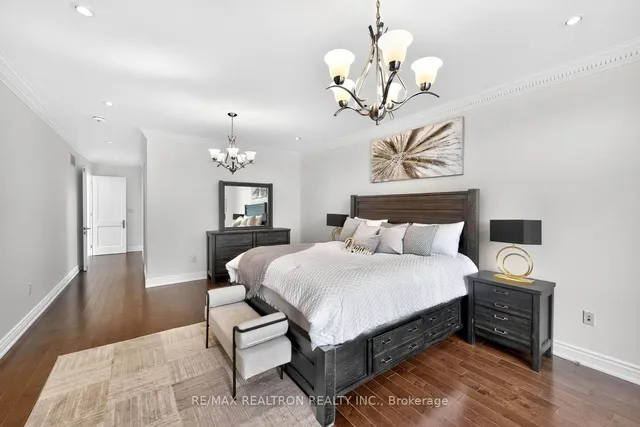 Additional image 22 of 63 Reidmount Ave