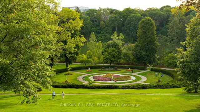 Additional image 13 of 2000 Bloor St Unit 315