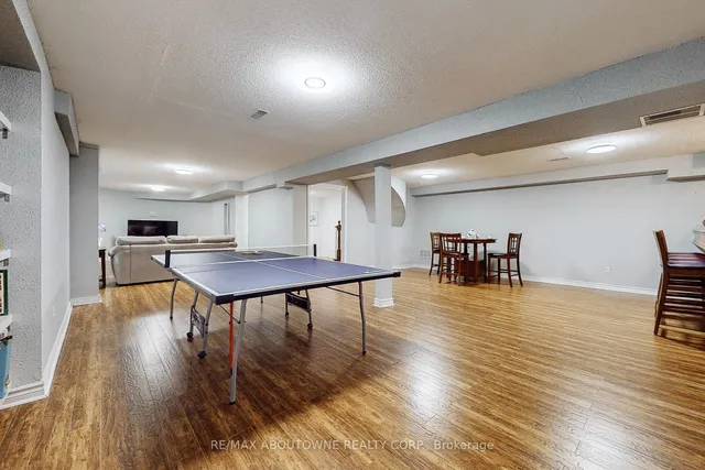 Additional image 40 of 1398 Winterbourne Dr