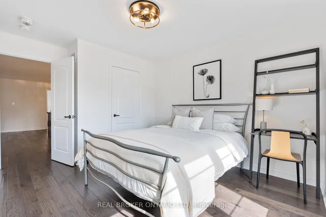 Additional image 40 of 4 Mugford Cres