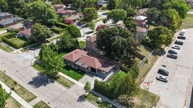 Additional image 38 of 38 Cresthaven Dr