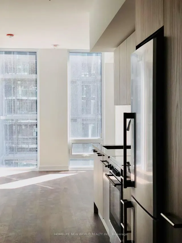 Additional image 4 of 28 Wellesley St Unit 2605