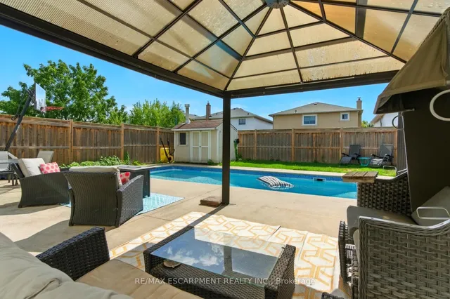 Additional image 38 of 580 Deerhurst Dr