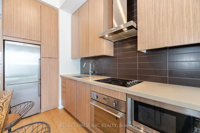 Additional image 11 of 20 John St Unit 920