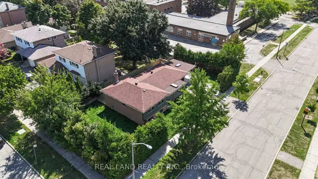 Additional image 46 of 38 Cresthaven Dr