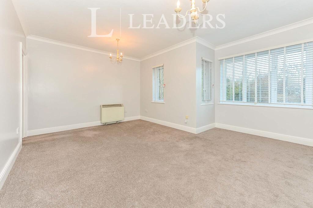 Additional image 2 of Latium Close