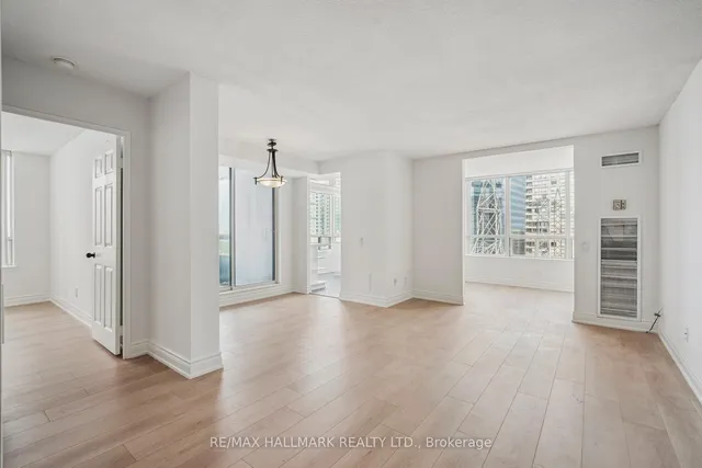 7 Bishop Ave Unit 1214