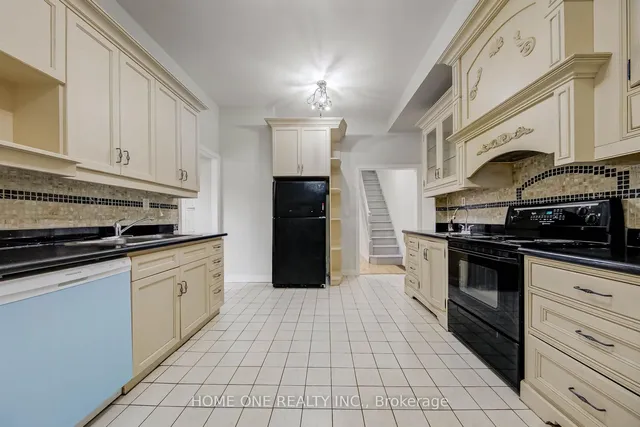 Additional image 8 of 13 Simpson Ave