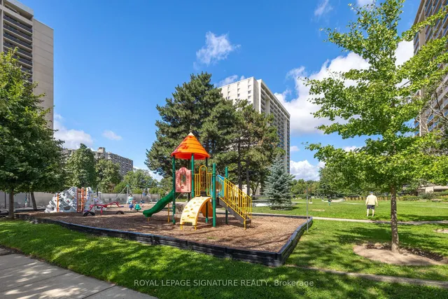 Additional image 40 of 820 Burnhamthorpe Rd Unit 2105