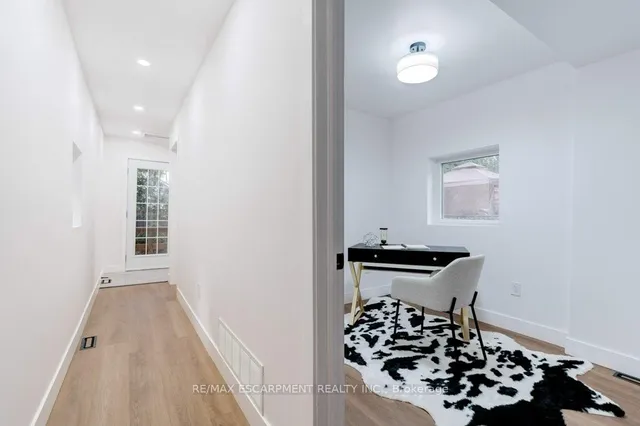 Additional image 14 of 8 Whitfield Ave