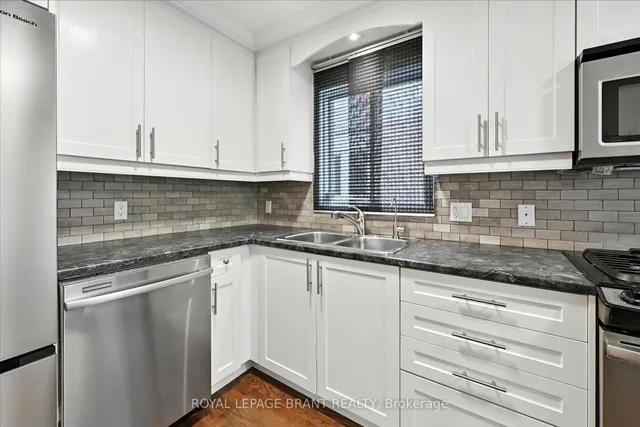 Additional image 16 of 479 Taylor Cres