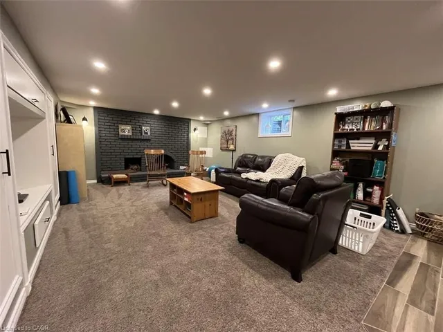 Additional image 50 of 915 Governors Rd