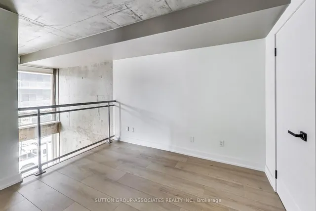 Additional image 12 of 1029 King St Unit 213