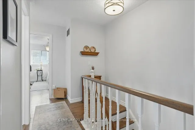 Additional image 20 of 58 Heathcliffe Sq Unit 58