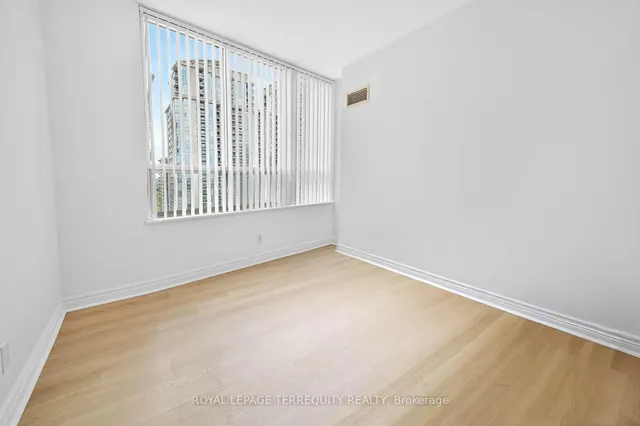 Additional image 27 of 23 Hollywood Ave Unit 2610