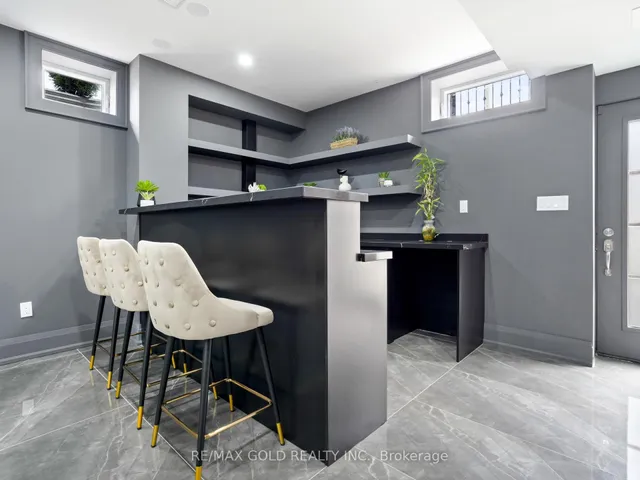 Additional image 36 of 135 Mill St