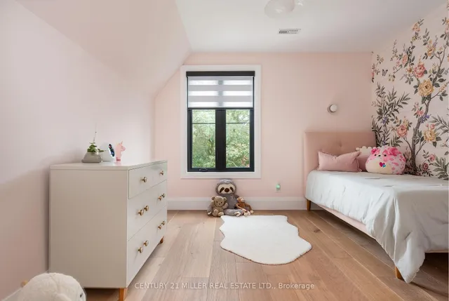 Additional image 41 of 935 Harvey Pl