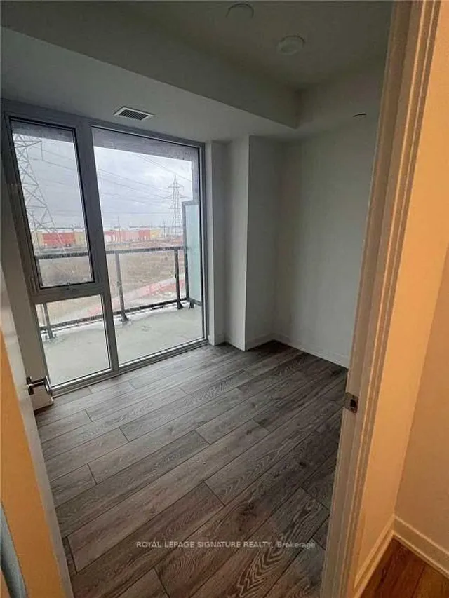 Additional image 12 of 3200 Dakota Common Unit B311