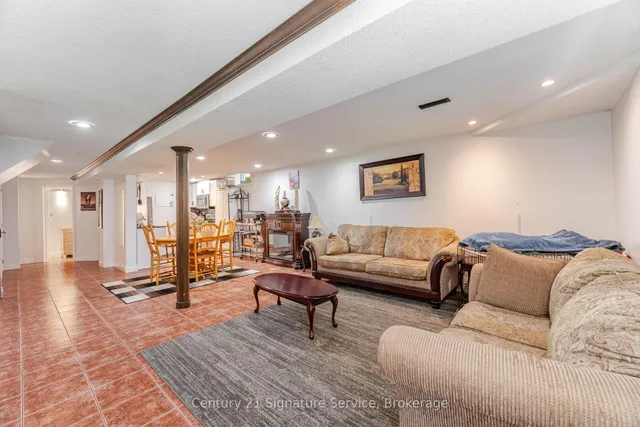 Additional image 34 of 5955 Ladyburn Cres