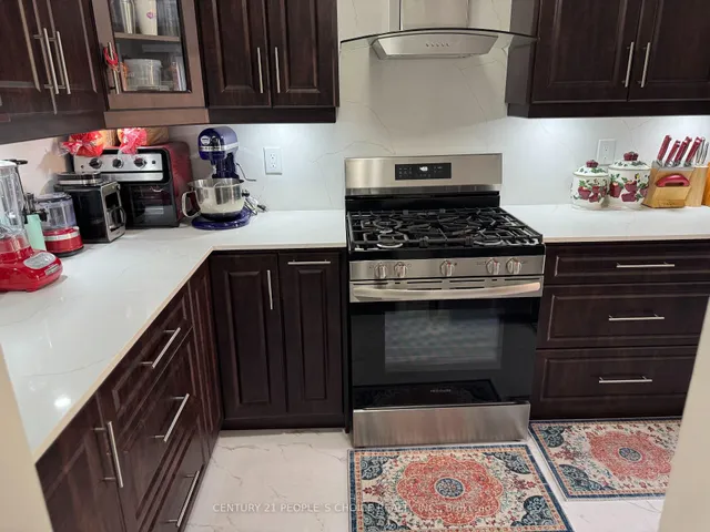 Additional image 32 of 124 Heartleaf Cres