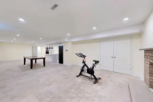 Additional image 40 of 12 Larkfield Dr