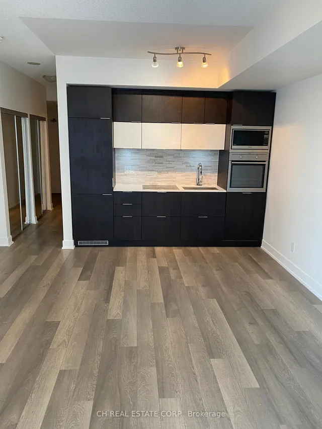 Additional image 5 of 318 Richmond St Unit 1810