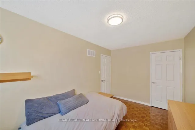 Additional image 26 of 836 Greycedar Cres