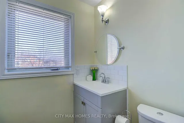 Additional image 15 of 4 Cranberry Cres