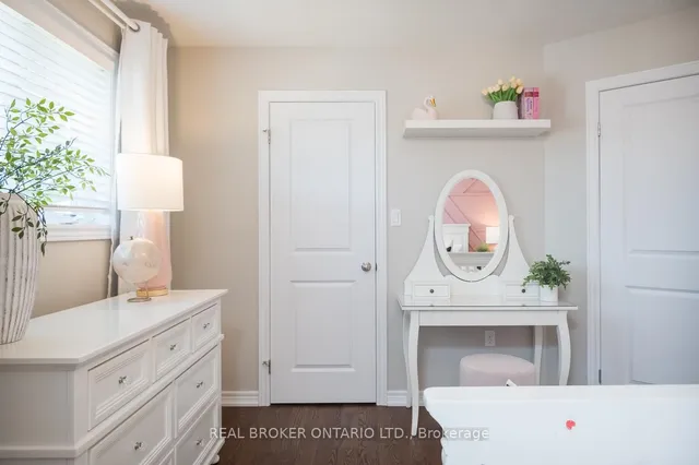 Additional image 19 of 90 Raymond Rd Unit 28