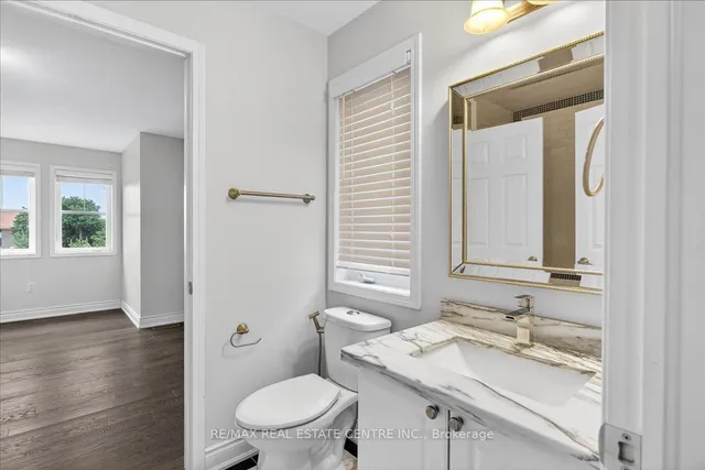 Additional image 30 of 980 Clark Blvd