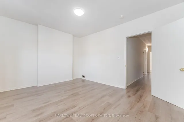 Additional image 19 of 1812 Dufferin St